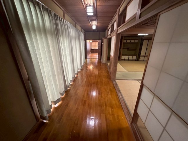 大字岩田　一戸建借家の内装