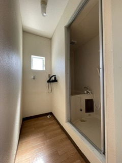 【設備】 | NKホーム | 洗濯機置場
