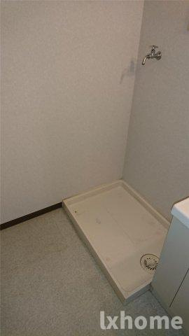 プランドール耳原の洗面所|ゆったりとスペースのある洗面所