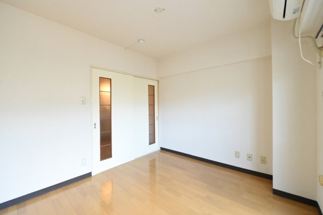 日神パレス赤堤の洋室|コンパクトで使いやすい洋室です