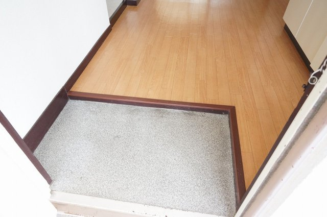 グランツ西芦屋川の玄関