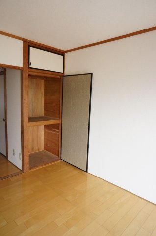 グランツ西芦屋川の居間・リビング