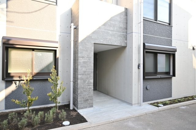 ＥＳ－Ｇｒａｎｄｅ東中野のエントランス|毎日通るエントランスはこのようになっています