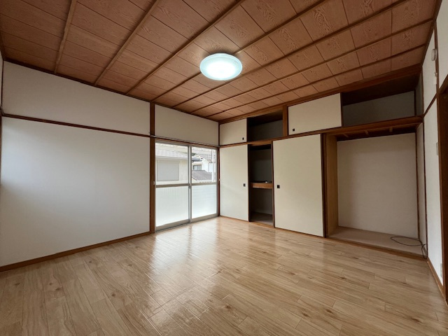 南青葉台貸家の洋室