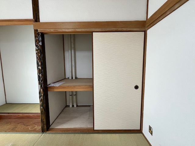 南青葉台貸家の収納