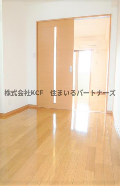 クンプリールの内装|明るい室内です