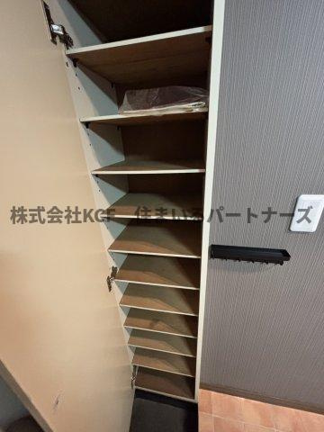 オーシャン御井Ⅲの収納|小物を収納するのに便利です