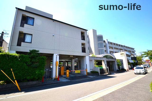 アスカディア武庫之荘の外観