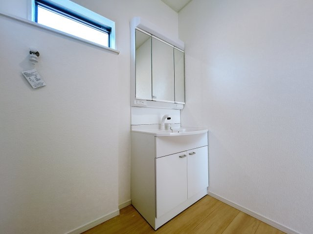 [新築住宅] 深谷市中瀬 第1 全2棟の独立洗面台