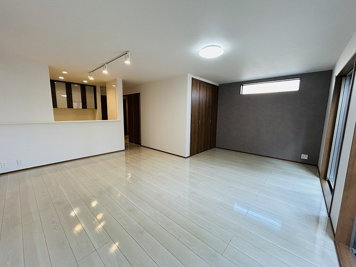 【仲介手数料無料／北区】名古屋市北区池花町331-4戸建の居間・リビング