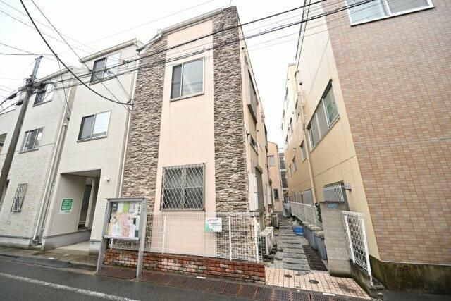 ハピネス上中里の外観