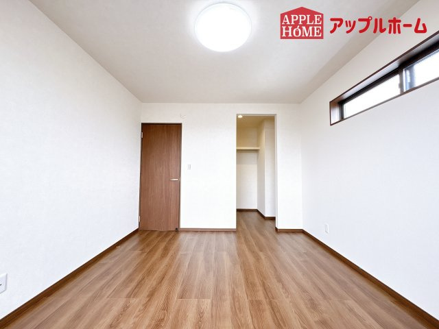 [新築住宅] 鴻巣市宮前 第1期 全8棟の洋室|２階居室は全室収納あり！たっぷりある収納活用でお部屋もキレイを保てます♪