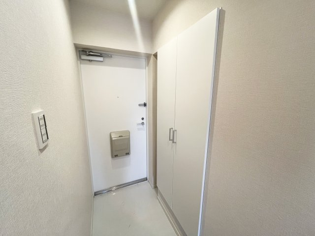 サンヴェール久米川の玄関|収納豊富で毎日通る玄関はスッキリ♪