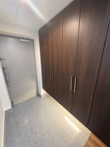 岡本ハウベスの玄関