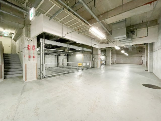 岡本ハウベスのロビー