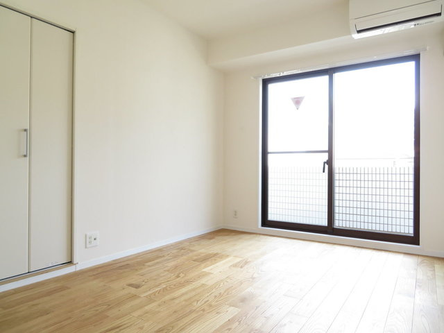 グランドール熊内の居間・リビング