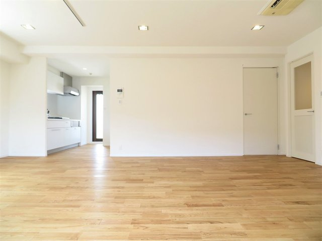 グランドール熊内の居間・リビング