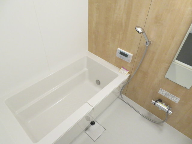 グランドール熊内の浴室