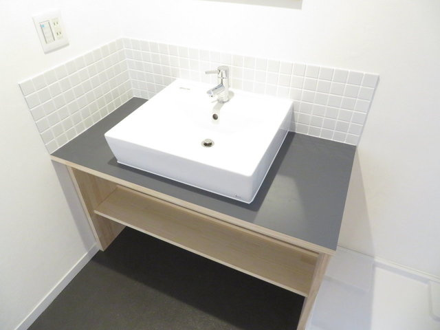 グランドール熊内の独立洗面台