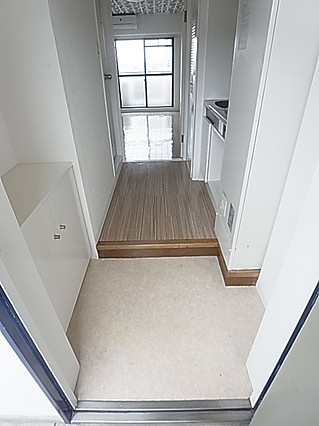 メゾンオウジの玄関