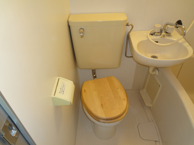 メゾンオウジのトイレ