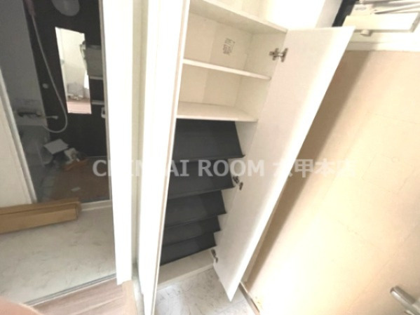 グランメール灘の玄関