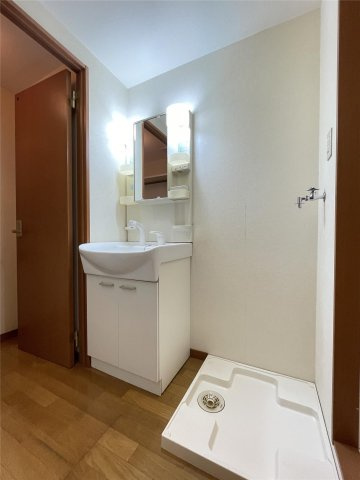 アルファルファ+ A棟の洗面所|洗面所です