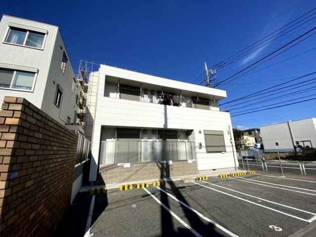 アジュールⅢの外観