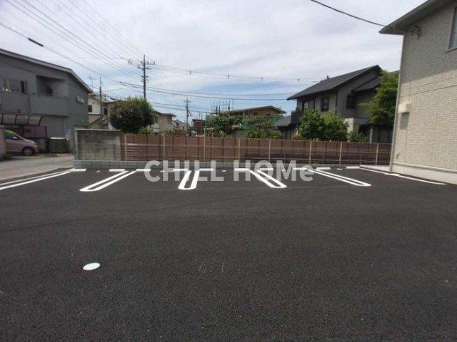 フォンテーヌ　Ｂの駐車場|当社、チルホームのHPもご覧ください(^^)/物件情報多数♪