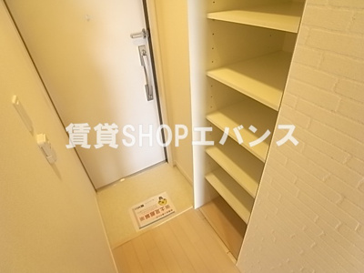 【玄関】 | リブリ・ガーデンヒルズ藤崎