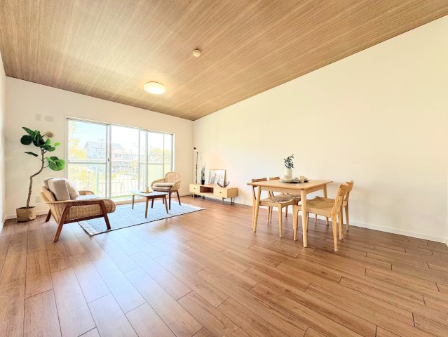 県ドリームハイツ17号棟