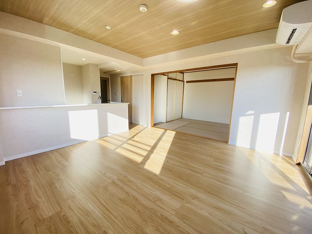 【仲介手数料無料／蟹江町】ライオンズマンション富吉　301の居間・リビング