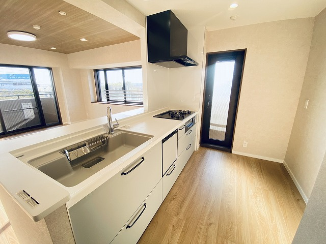 【仲介手数料無料／蟹江町】ライオンズマンション富吉　301のキッチン