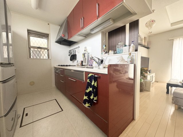 新生活に最適な立地良しの綺麗な中古戸建♪小室のキッチン|使いやすいキッチンです