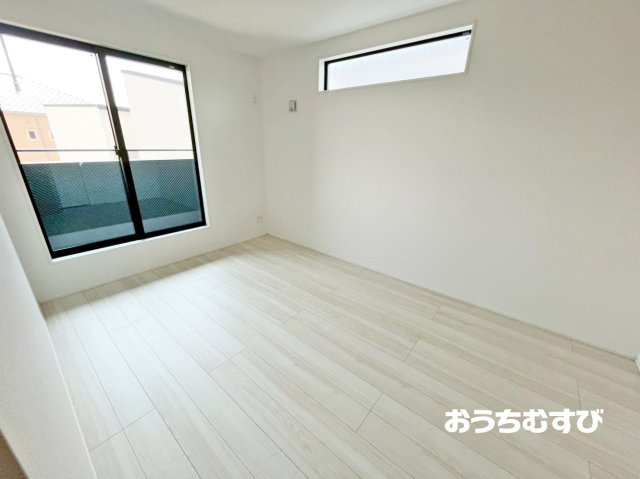 守山区川村町2期(全3棟)の洋室