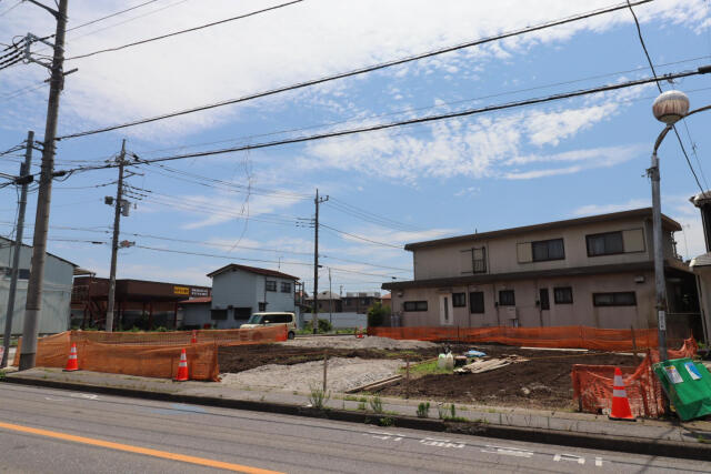ブルーミングガーデン宇都宮市弥生2丁目　新築一戸建ての前面道路含む現地写真|現場写真