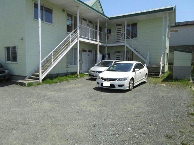 コーポ蘭の駐車場