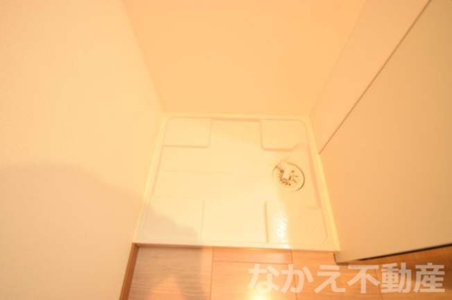 【洗面所】 | 脱衣スペースもあります