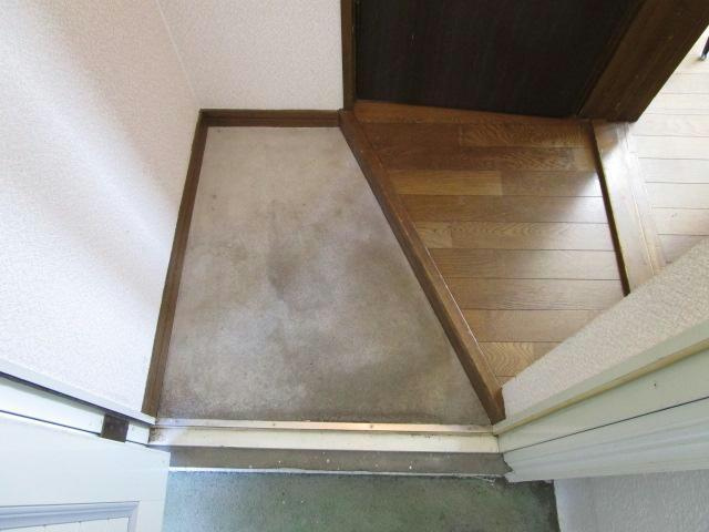 メゾンド千田Ａの玄関