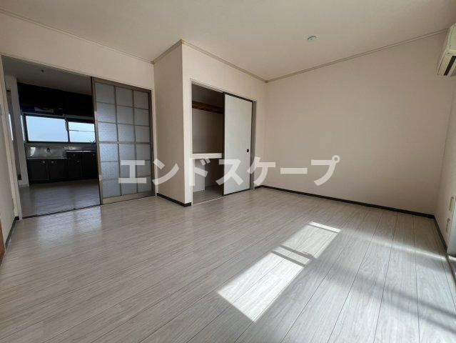 コーポ七曲り　Ｄの居間・リビング|高崎、前橋のお部屋探しはエンドスケープまで！お客様の理想お聞かせ下さい♪