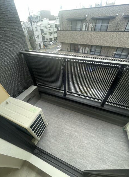 THE BELUGA 世田谷　RESIDENCEのバルコニー
