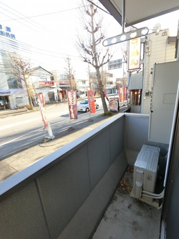 【バルコニー】