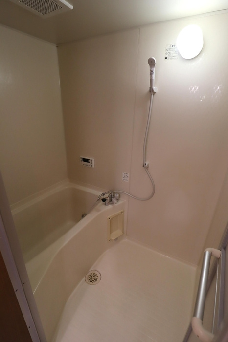 パセオ西府弐番館の浴室