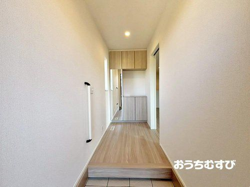 春日井市岩成台7丁目第1期(全2棟)の玄関