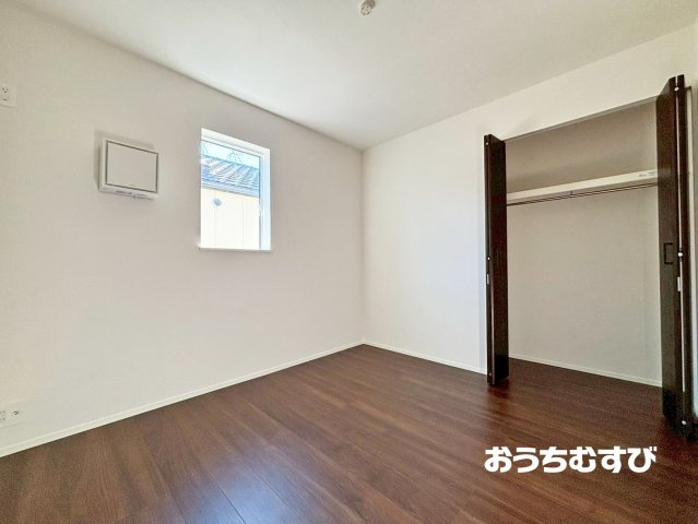 春日井市岩成台7丁目第1期(全2棟)の洋室