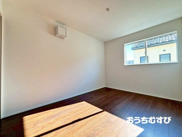 春日井市岩成台7丁目第1期(全2棟)の洋室