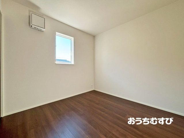 春日井市岩成台7丁目第1期(全2棟)の洋室
