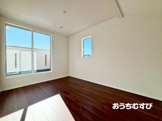 春日井市岩成台7丁目第1期(全2棟)の洋室