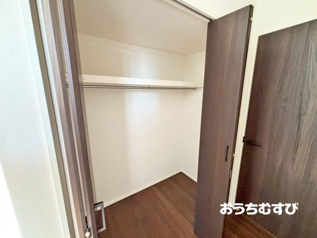 春日井市岩成台7丁目第1期(全2棟)の収納