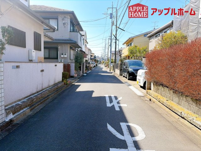 【土地】さいたま市浦和区大原２丁目の前面道路含む現地写真